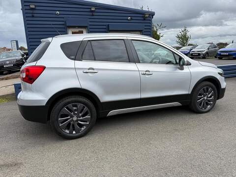 Suzuki SX4 S-Cross 1.0 Boosterjet SZ-T SUV 5dr Petrol Manual Euro 6 (111 ps) - U80871