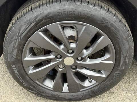 Suzuki SX4 S-Cross 1.0 Boosterjet SZ-T SUV 5dr Petrol Manual Euro 6 (111 ps) - U80871