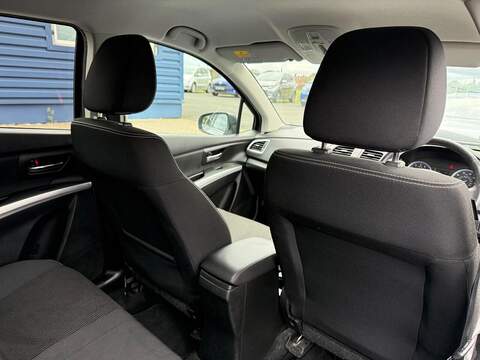 Suzuki SX4 S-Cross 1.0 Boosterjet SZ-T SUV 5dr Petrol Manual Euro 6 (111 ps) - U80871