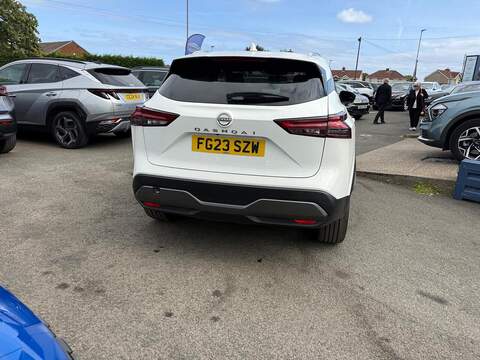 Nissan Qashqai 1.3 DIG-T MHEV Tekna Euro 6 (s/s) 5dr - U80880