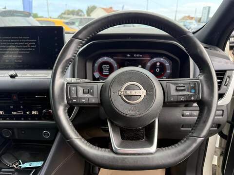 Nissan Qashqai 1.3 DIG-T MHEV Tekna Euro 6 (s/s) 5dr - U80880