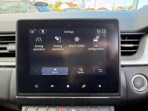 Renault Captur 1.6 E-TECH techno Auto Euro 6 (s/s) 5dr - U80897