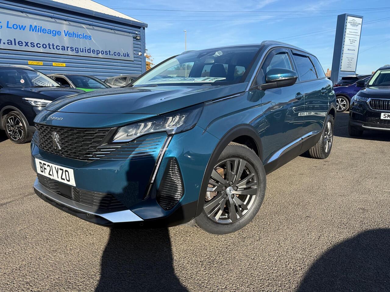 2021 Peugeot 5008
