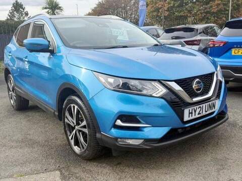 Nissan Qashqai Qashqai Tekna SUV 1 Manual Petrol Hybrid