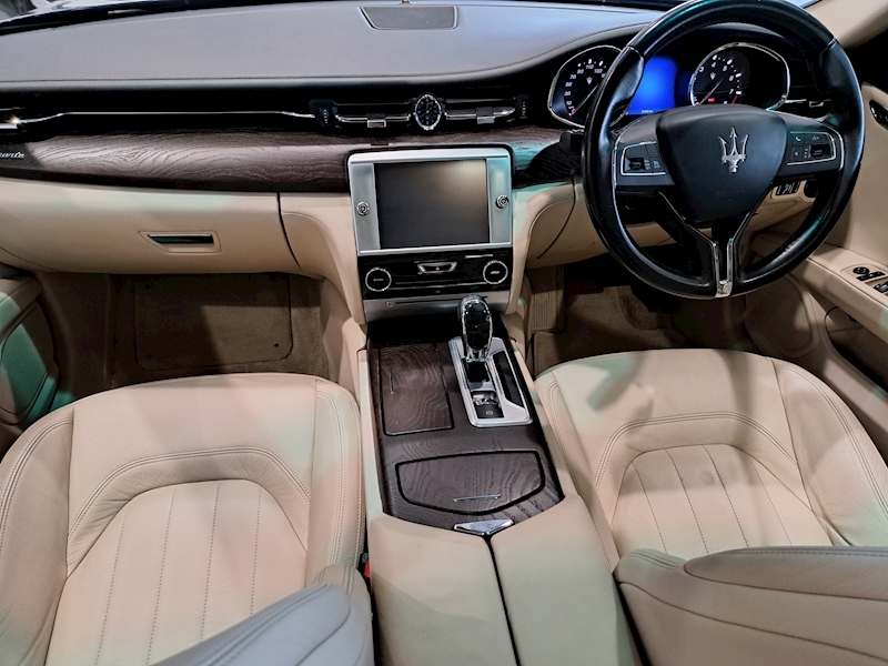 Maserati Quattroporte V6 S - U10385
