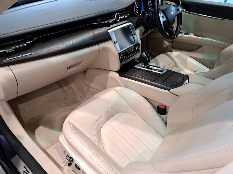 Maserati Quattroporte V6 S - U10385