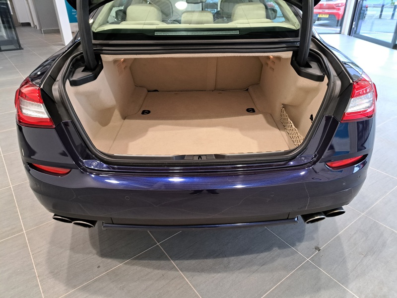 Maserati Quattroporte V6 S - U10385