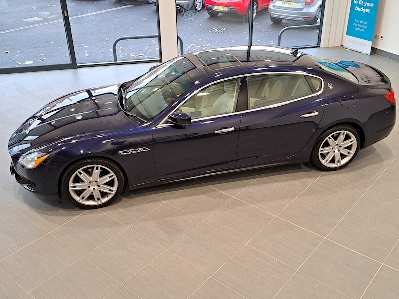 Maserati Quattroporte V6 S - U10385