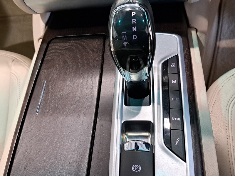 Maserati Quattroporte V6 S - U10385