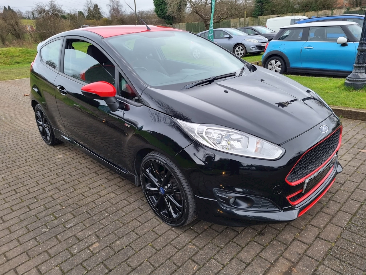 Used 2015 Ford Fiesta T EcoBoost Zetec S Black Edition For Sale (U10912 ...