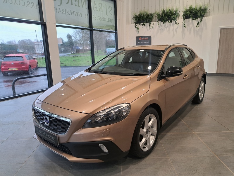 Volvo V40 Cross Country D2 Lux - U10919
