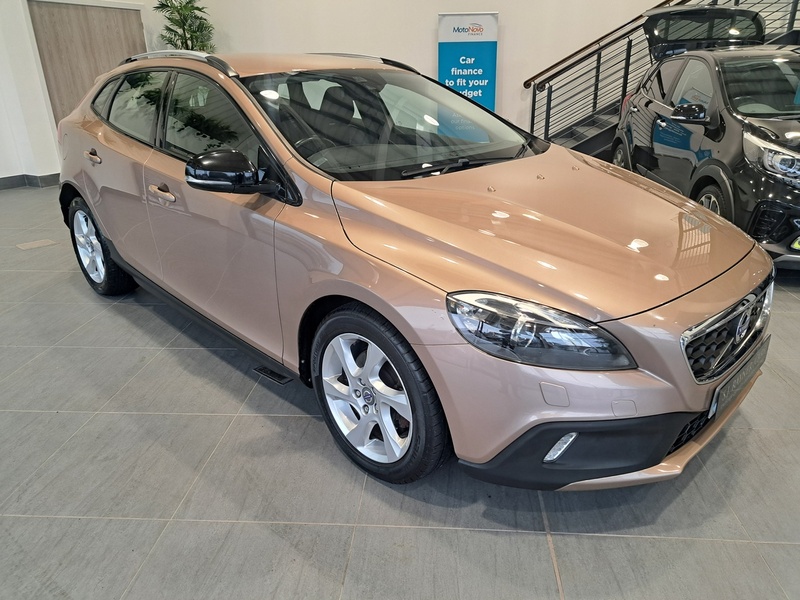 Volvo V40 Cross Country D2 Lux - U10919