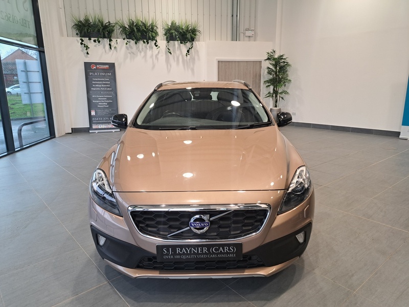 Volvo V40 Cross Country D2 Lux - U10919