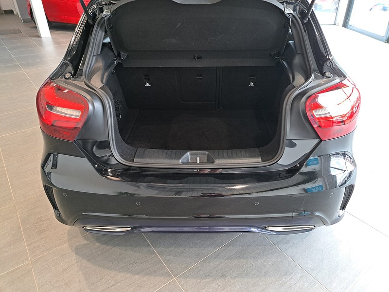 Mercedes-Benz A Class A200d AMG Line - U11162