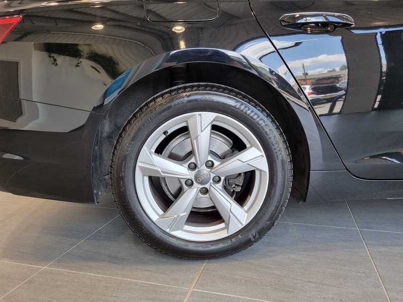 Audi A6 Avant TDI Sport - U11222