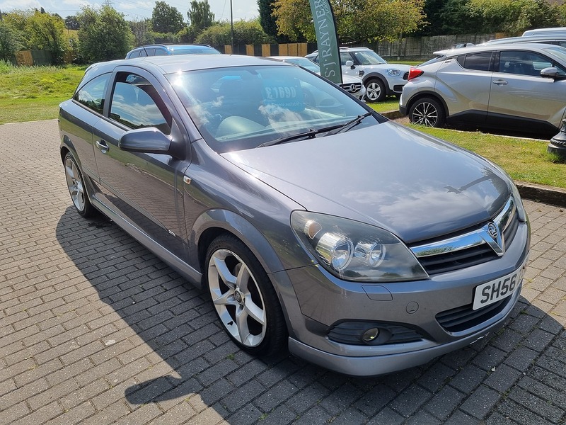 Vauxhall Astra CDTi SRi - U11267