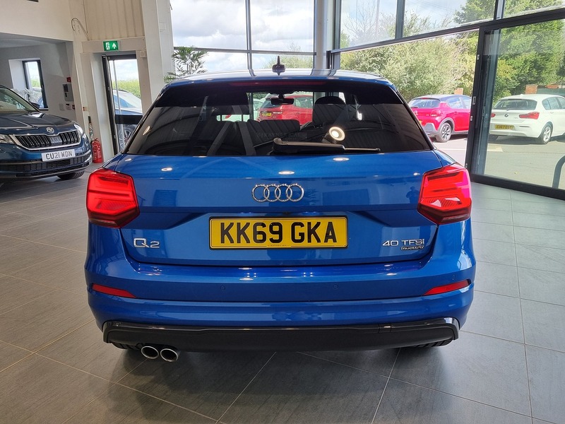 Audi Q2 TFSI Black Edition - U11269