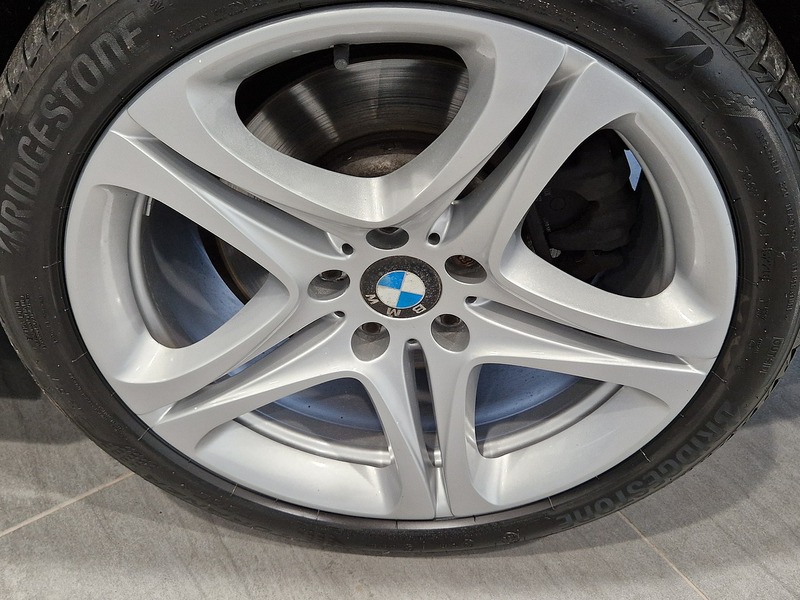 BMW 6 Series 640i SE - U11276