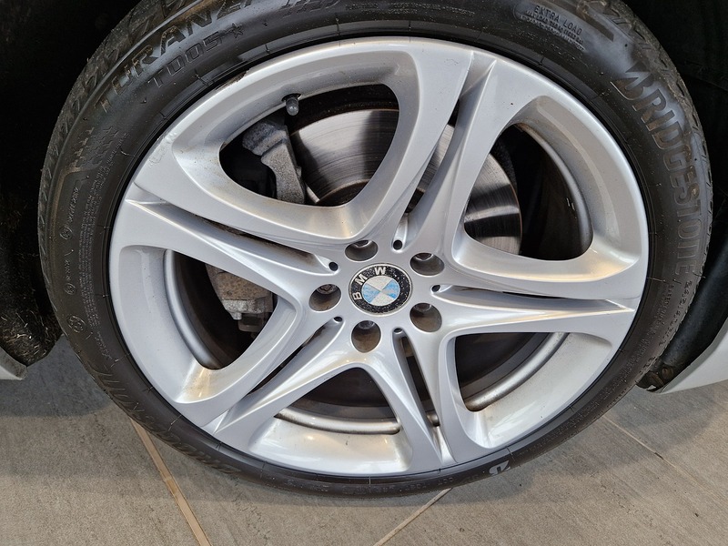 BMW 6 Series 640i SE - U11276