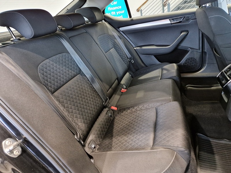 Skoda Superb TDI SE - U11332