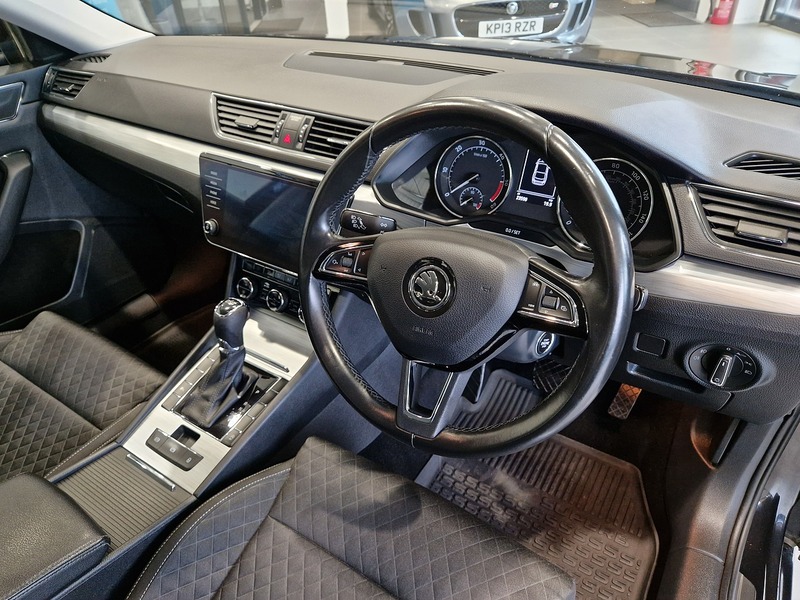 Skoda Superb TDI SE - U11332