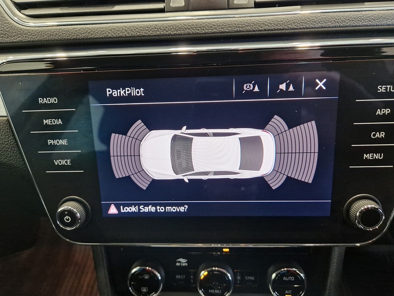 Skoda Superb TDI SE - U11332