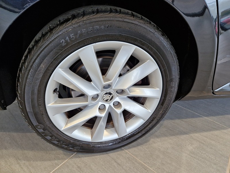 Skoda Superb TDI SE - U11332