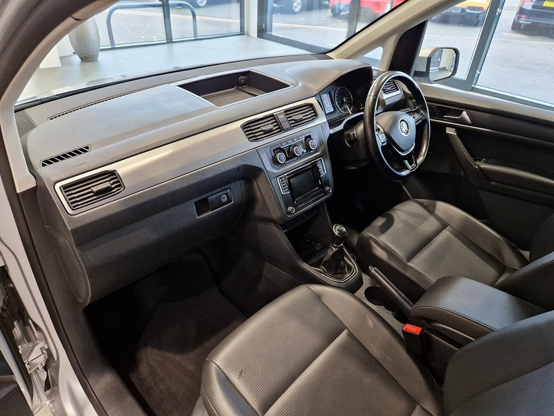 Volkswagen Caddy Maxi Life TDI - U11365