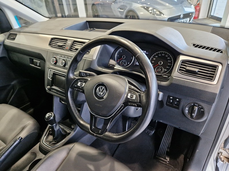 Volkswagen Caddy Maxi Life TDI - U11365