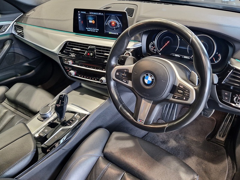 BMW 5 Series 520d M Sport - U11373