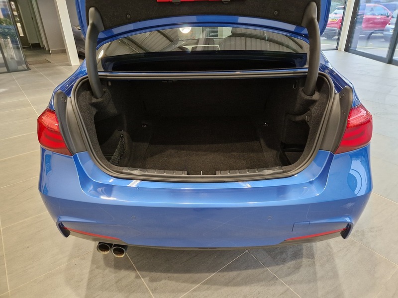 BMW 3 Series 335d M Sport Shadow Edition - U11374