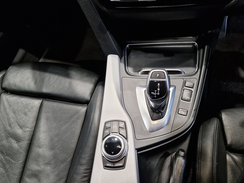 BMW 3 Series 335d M Sport Shadow Edition - U11374