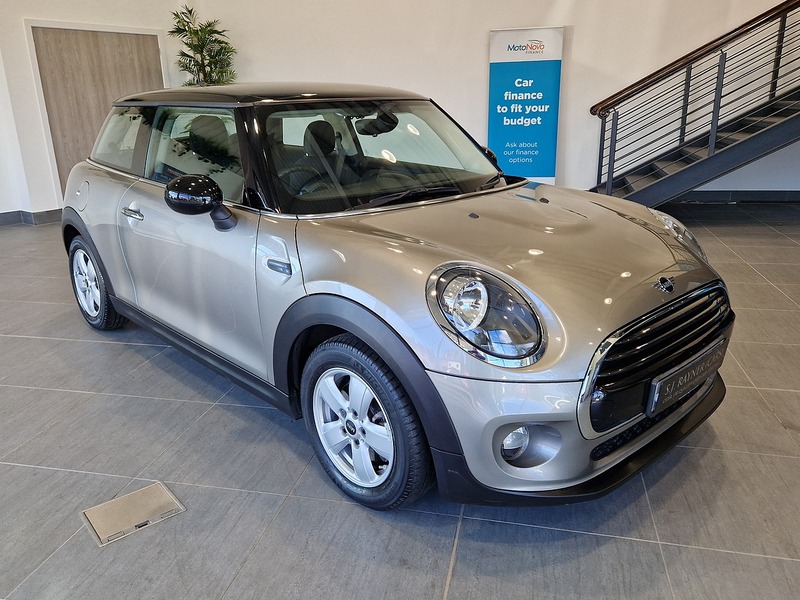 MINI Hatch Cooper Classic - U11377