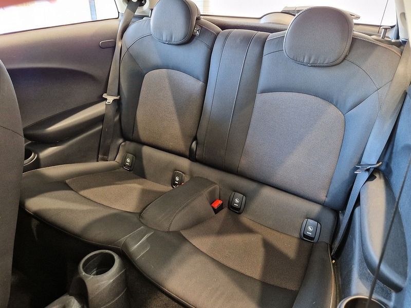 MINI Hatch Cooper Classic - U11377