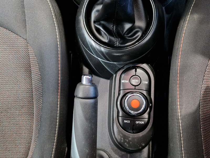 MINI Hatch Cooper Classic - U11377