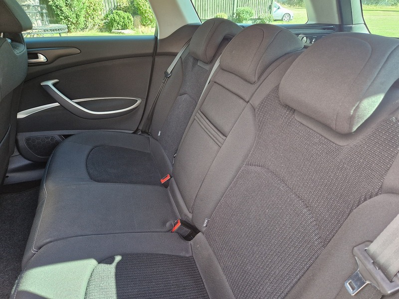 Citroen C5 HDi VTR+ - U11381