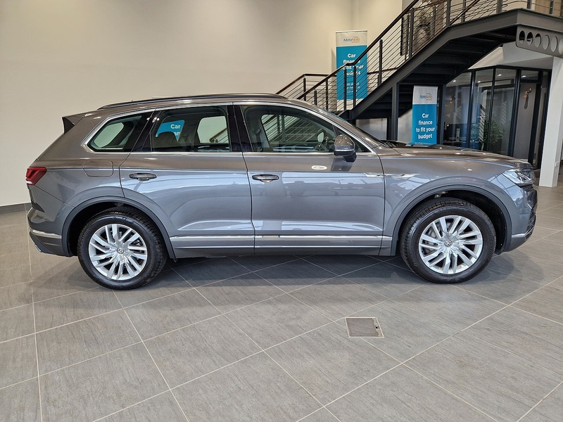 Volkswagen Touareg TDI V6 SEL - U11383