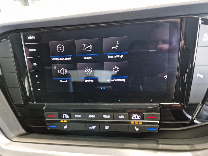 Volkswagen Touareg TDI V6 SEL - U11383