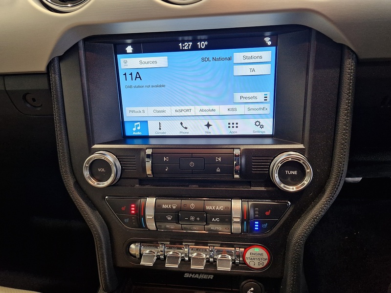 Ford Mustang V8 GT - U11403