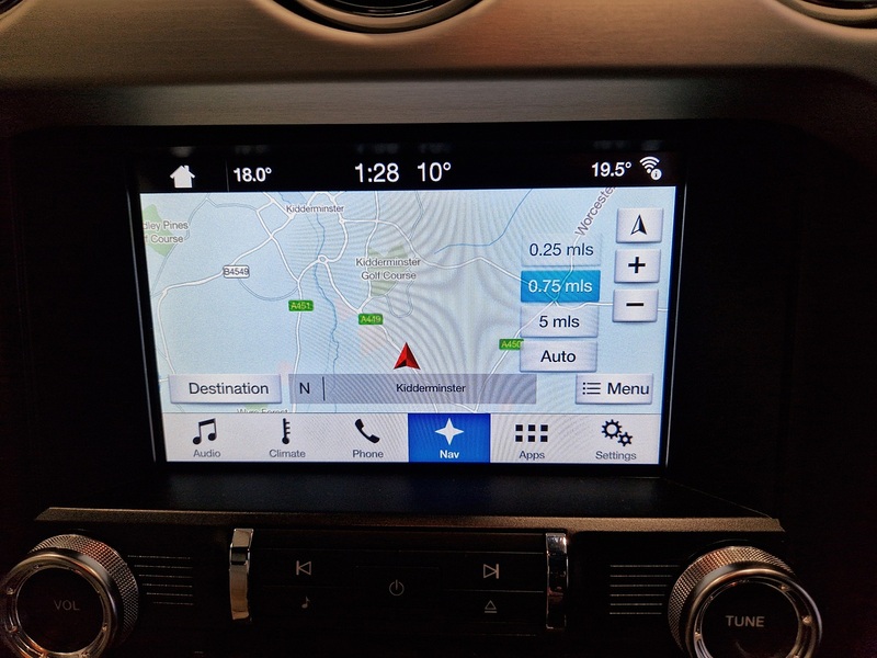 Ford Mustang V8 GT - U11403