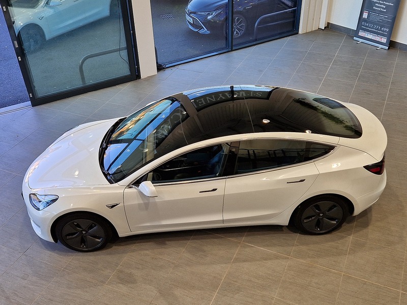 Tesla Model 3 Standard Range Plus - U11405