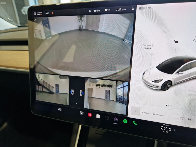 Tesla Model 3 Standard Range Plus - U11405