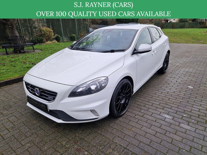Volvo V40 D4 R-Design - U11432