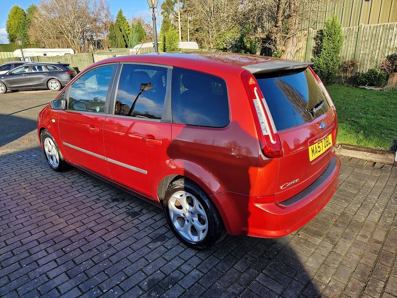 Ford C-Max Zetec - U11439