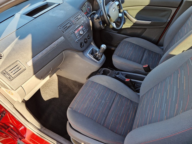 Ford C-Max Zetec - U11439