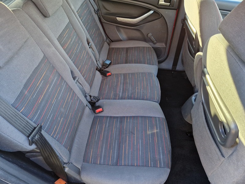 Ford C-Max Zetec - U11439