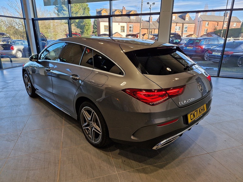 Mercedes-Benz CLA CLA250e AMG Line - U11441