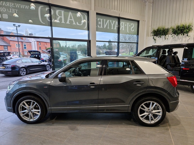 Audi Q2 TFSI CoD S line - U11454