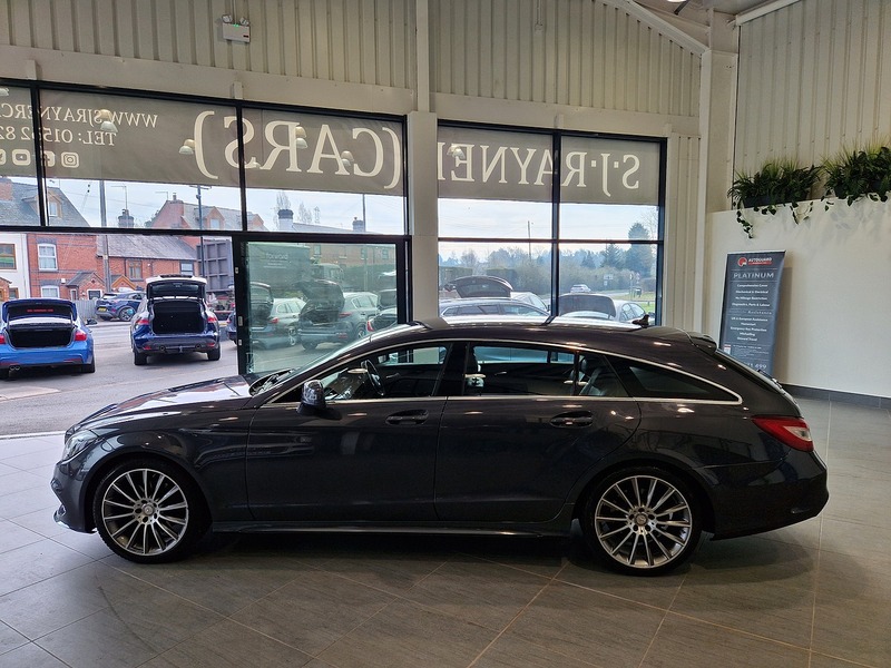 Mercedes-Benz CLS CLS220d AMG Line - U11475