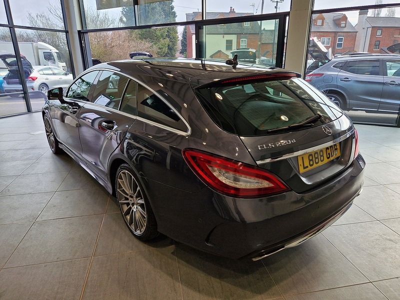 Mercedes-Benz CLS CLS220d AMG Line - U11475